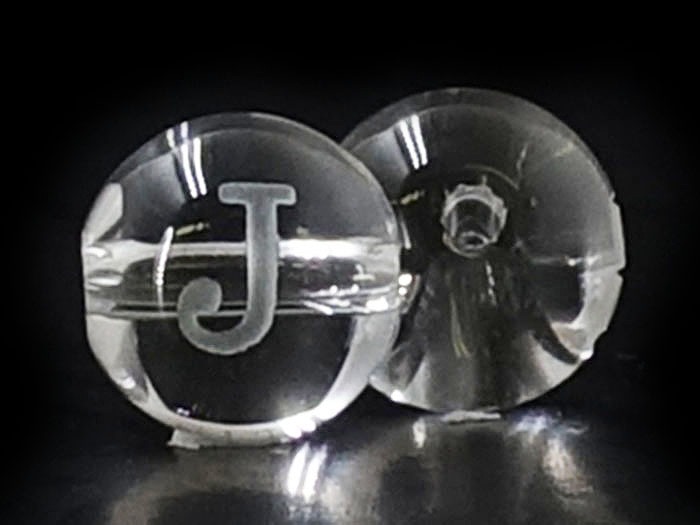 アルファベットビーズ　水晶　「J」　1粒